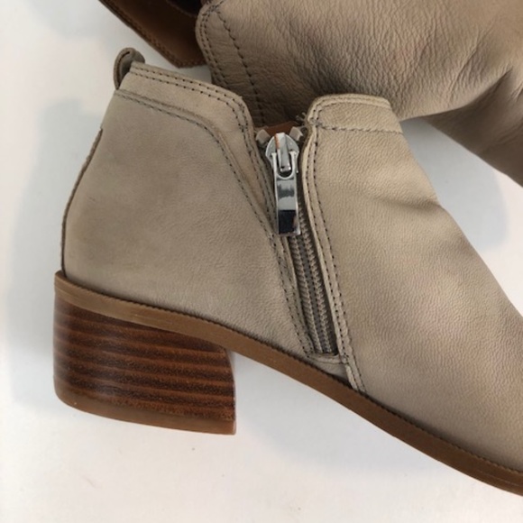 Franco Sarto Suede Ankle Boots Sz 7 - Picture 3 of 13